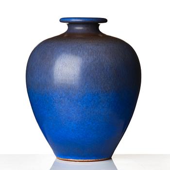 Berndt Friberg, a stoneware vase, Gustavsberg studio, Sweden 1965.