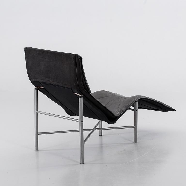 IKEA LOUNGE CHAIR.