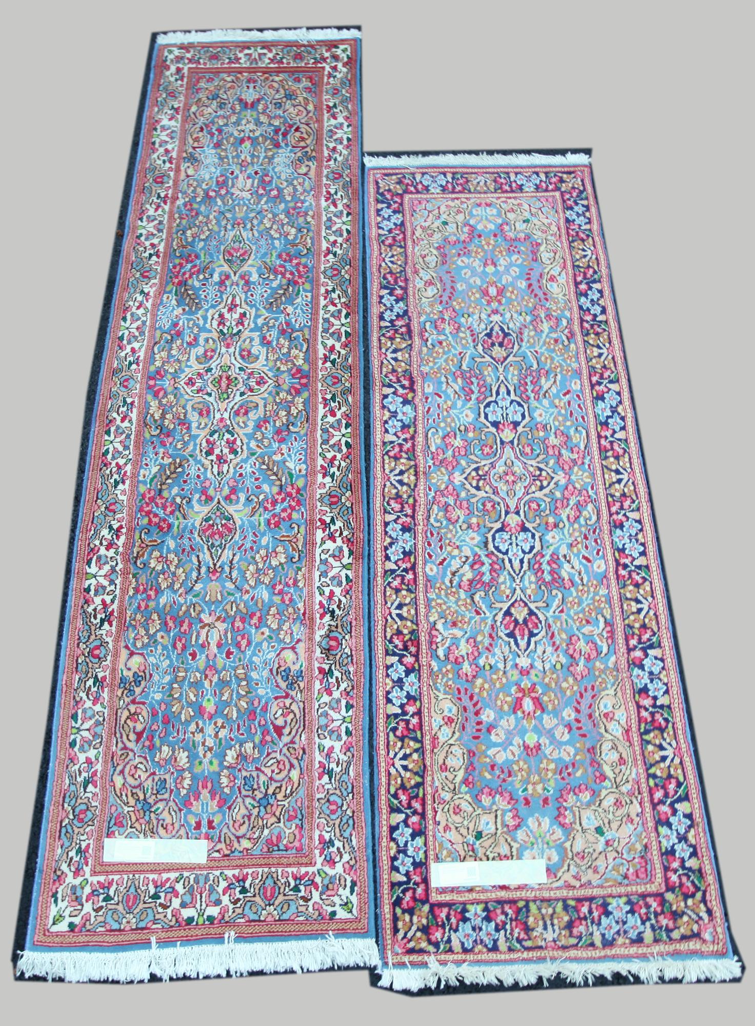 MATTOR, 2 st, galleri, orient. 302 x 75 samt 240 x 75 cm.