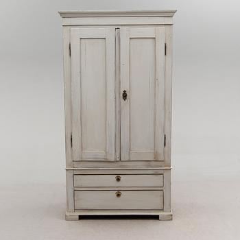 KLÄDSKÅP, 1800-talets andra hälft.