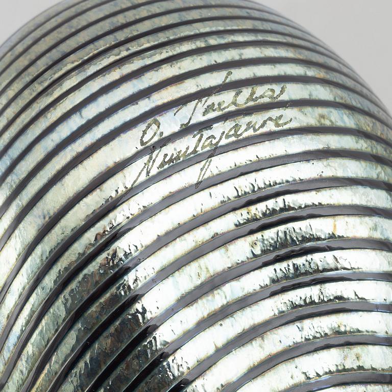 Oiva Toikka, a glass bird, Nuutajärvi, Finland.