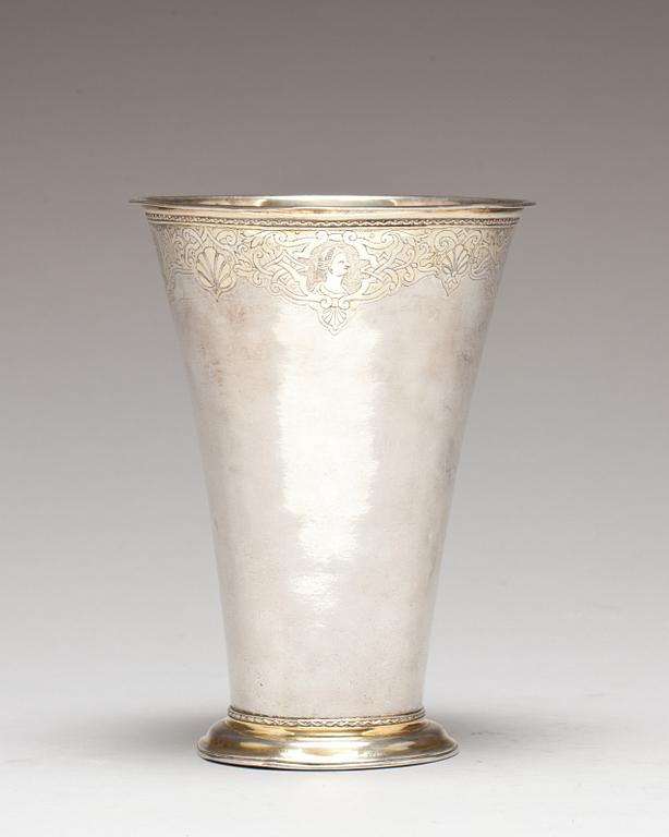 BÄGARE, silver, Johan Collin, Stockholm 1749. Vikt ca 330 g.
