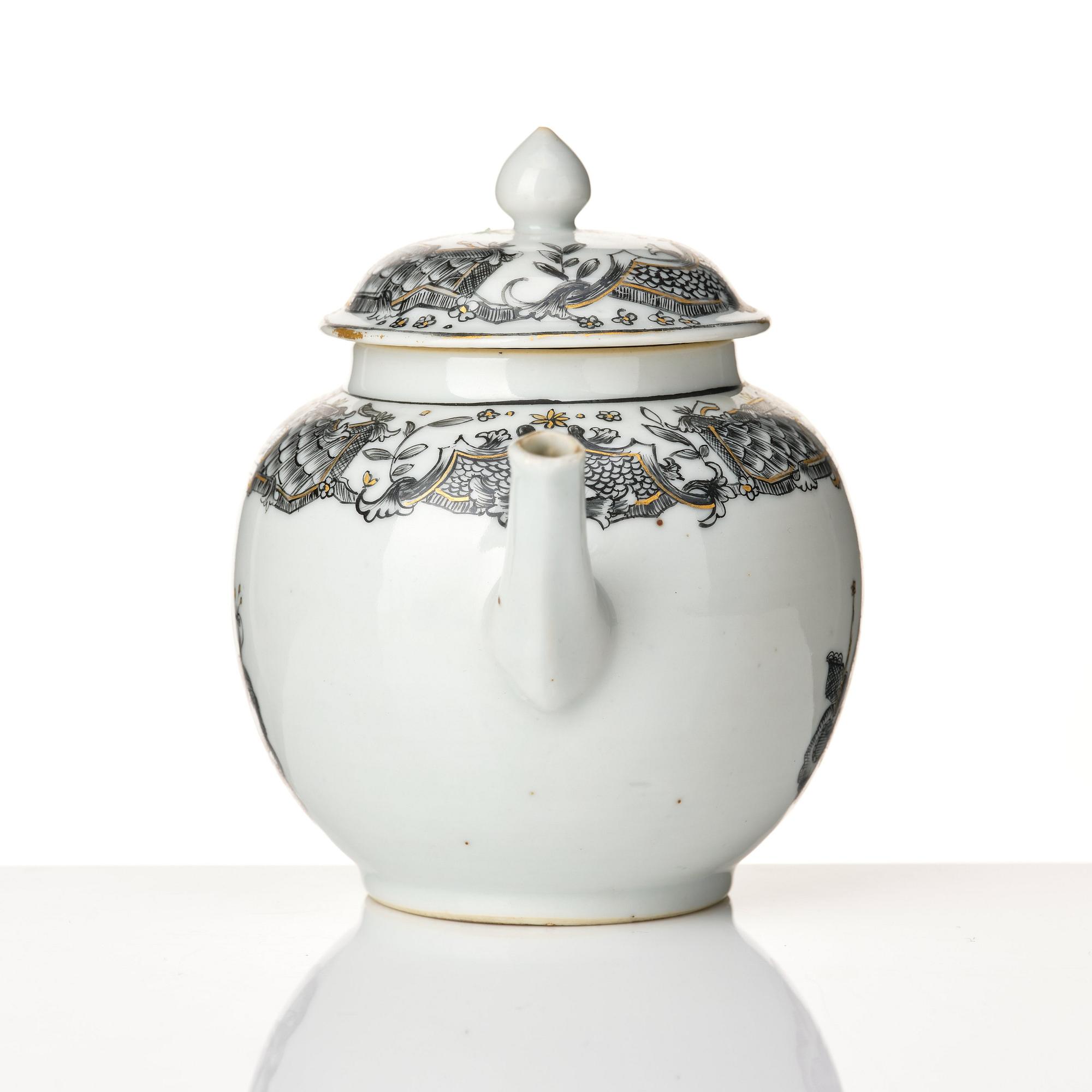 A grisaille tea pot with cover, Qing dynasty, Qianlong (1736-95).