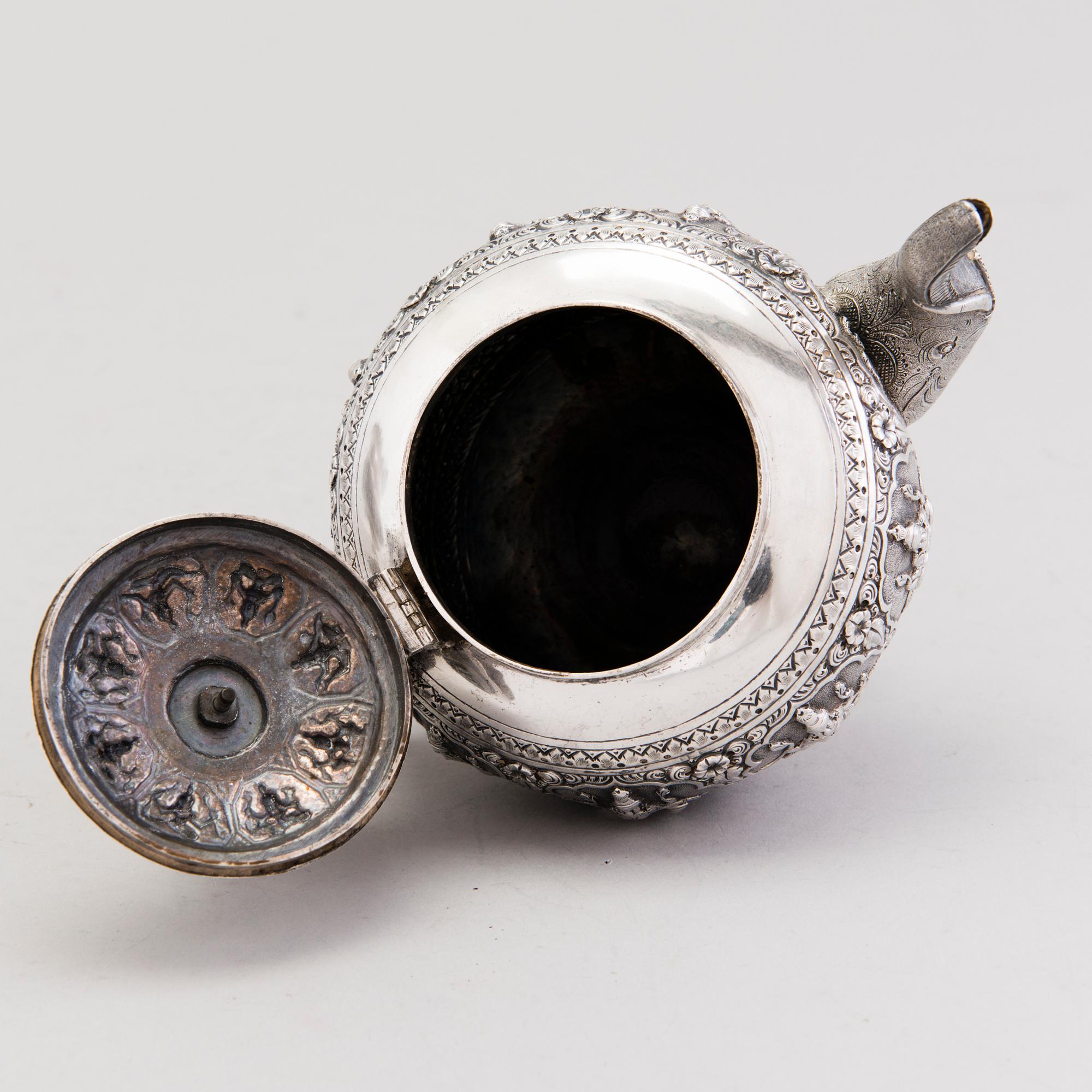 TEA POT and BOWL, silver, India late 19th century, weight 430g and 880g.