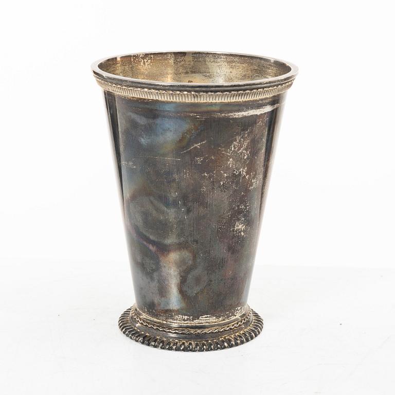 C.G. Hallberg, A Swedish silver beaker, Stockholm 1938.