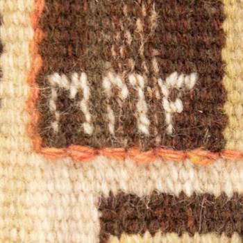 Märta Måås-Fjätterström, vävnad "Maskros" signerad gobelängteknik, etikettmärkt ca 36,5x32 cm.