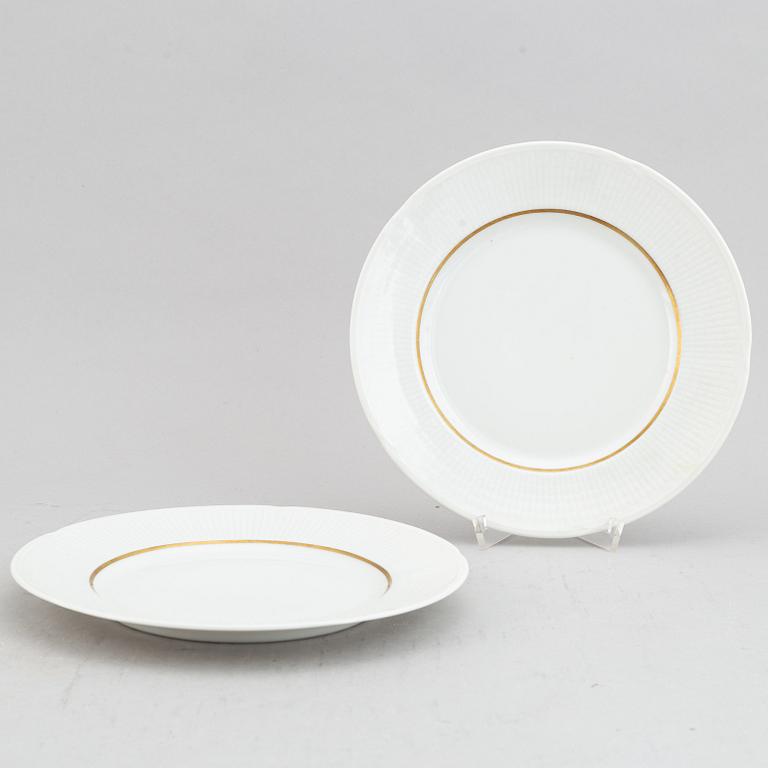 Louise Adelborg, Mat, kaffe- och teservis, Porslin, 110 delar, "Swedish Grace"/"Nationalservisen", Rörstrand.