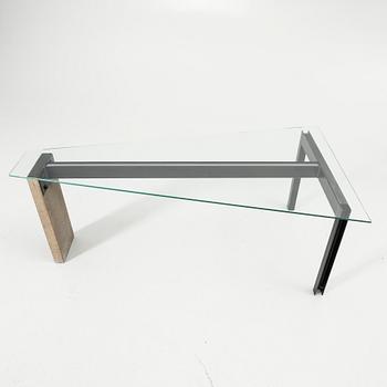 Jonas Bohlin, Coffee table, "Concrete", Källemo, Värnamo.