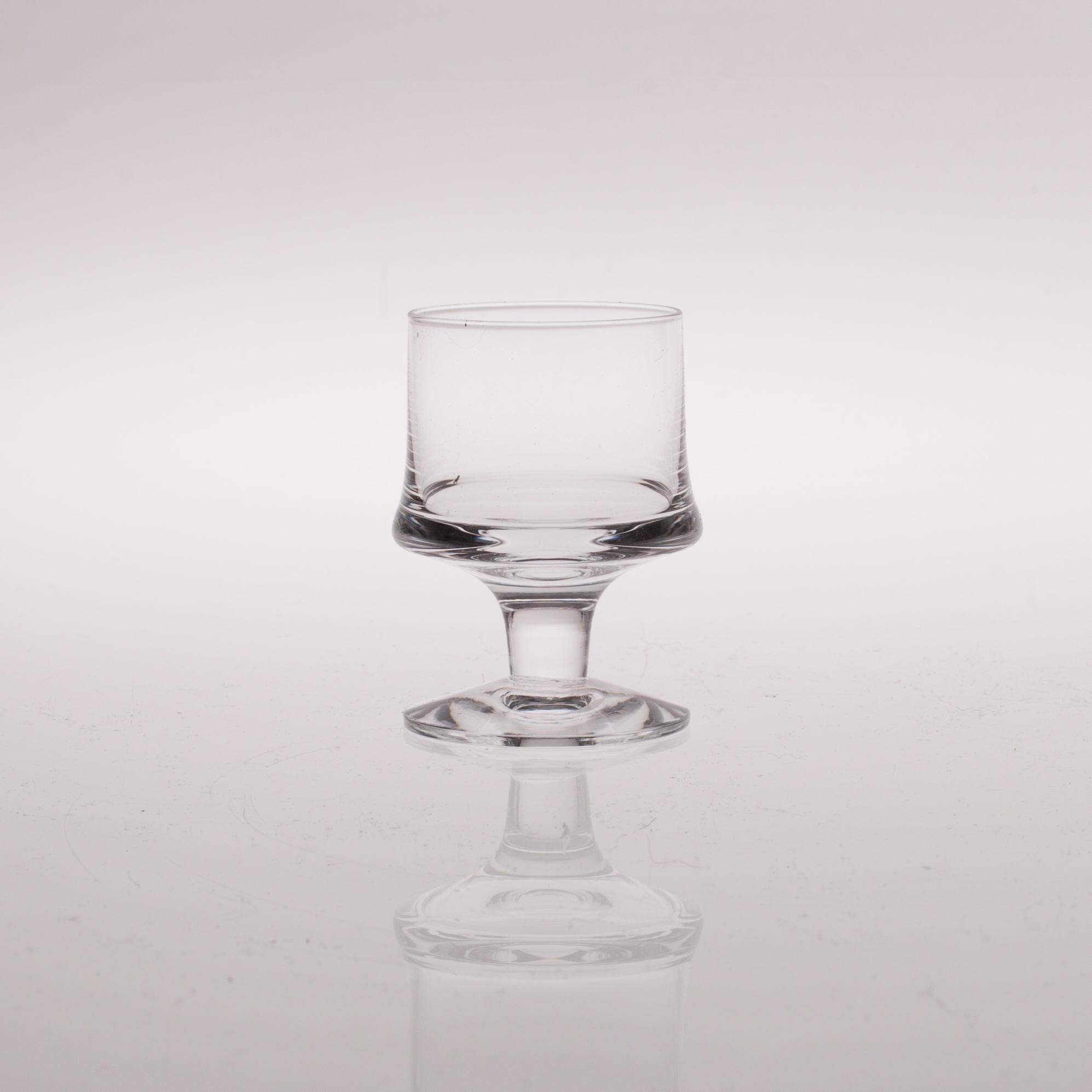 GLASSERVIS, 50 delar, "Marski" Tapio Wirkkala, Iittala 1900-talets slut.