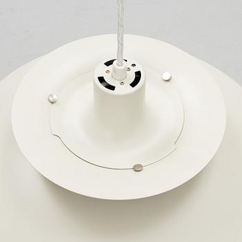 Poul Henningsen, taklampor, ett par, "PH-5", Louis Poulsen, Danmark.