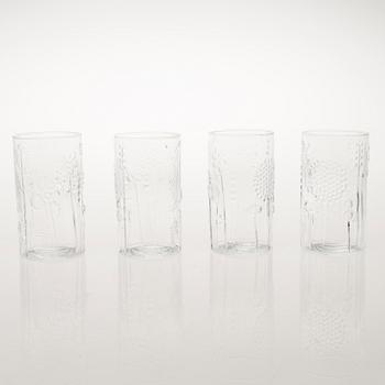 OIVA TOIKKA, a 13-piece 'Flora' glassware for Nuutajärvi Notsjö. In production 1966-1991.