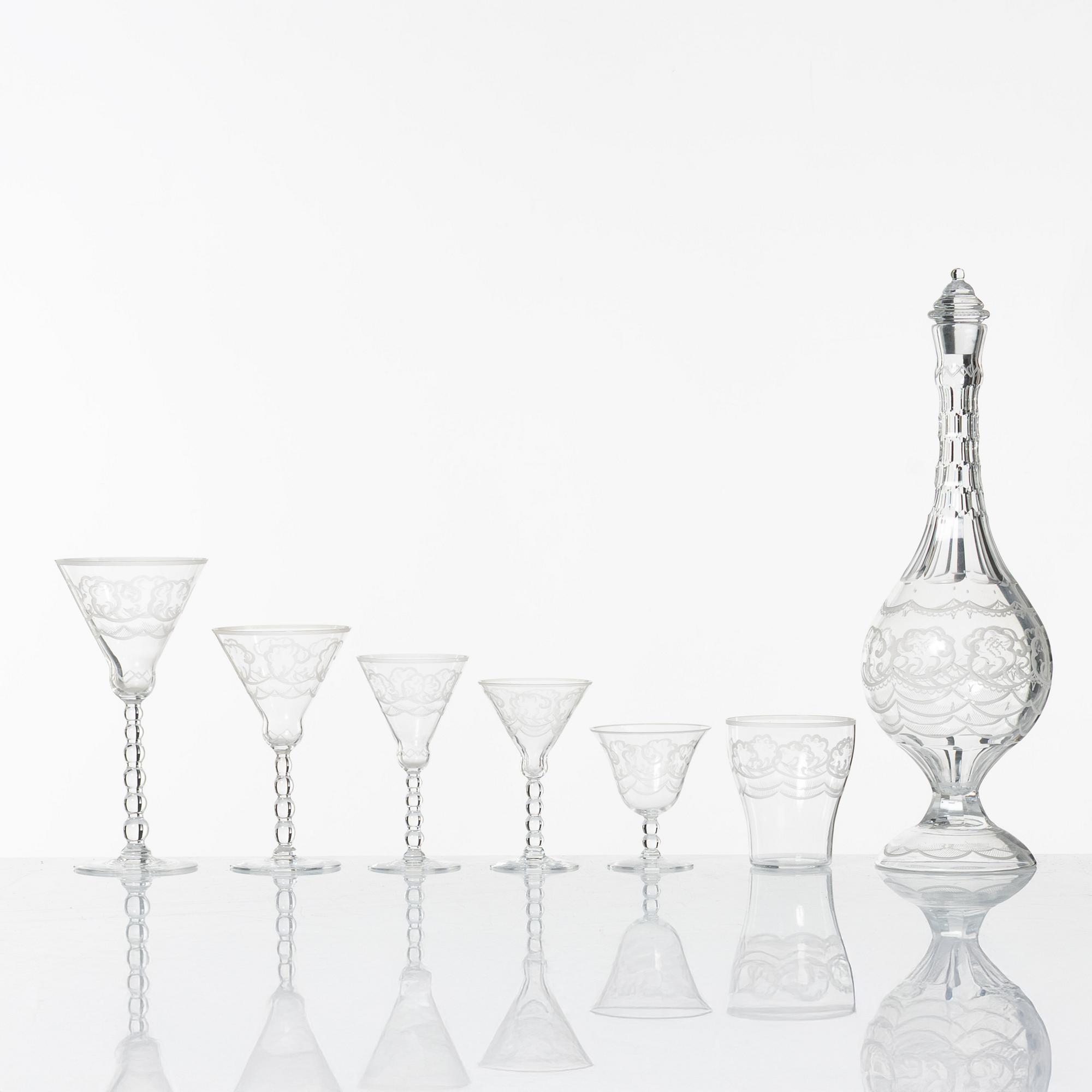 Simon Gate, glasservis, 38 delar, "Molnet", Orrefors.