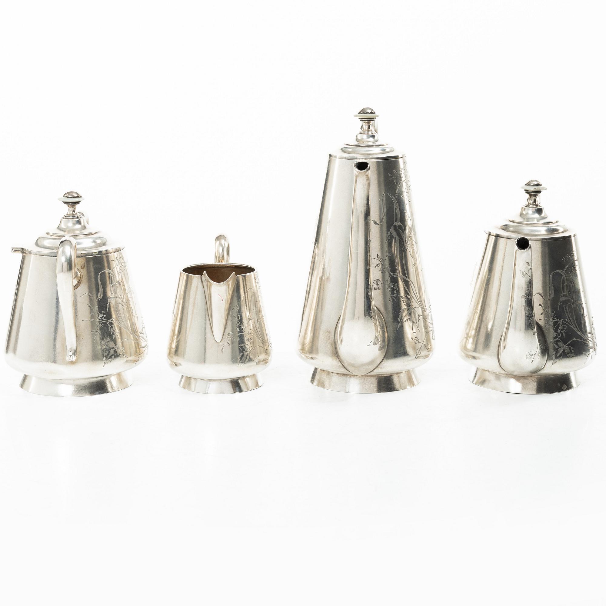 A Russian silver tea and coffee set, mark of Victor Fink, Moscow, active 1897–1917 (4 pieces).
