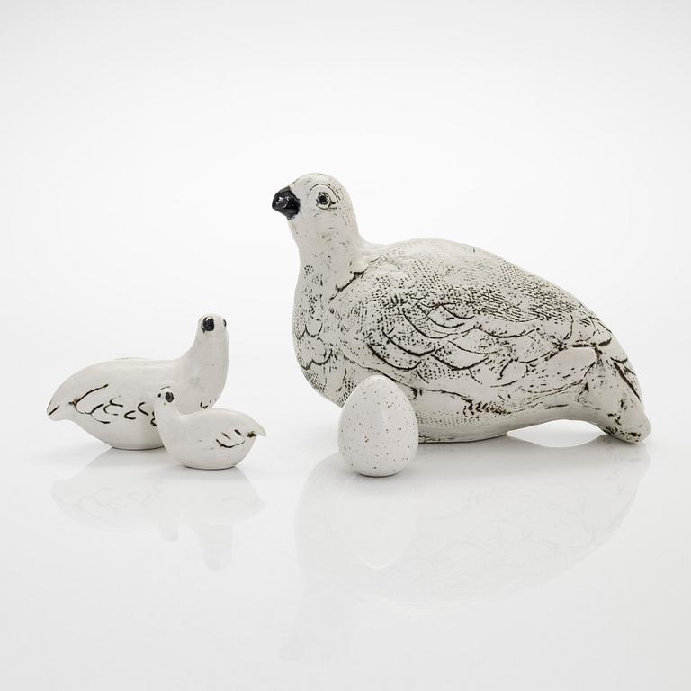 Henrik Allert, a set of three ceramic birds and an egg, Pentik, Finland.