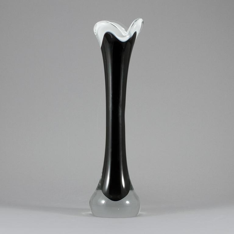 HUNDBENSVAS, "Coguille", Paul Kedelv, Flygsfors, ritad innan 57.