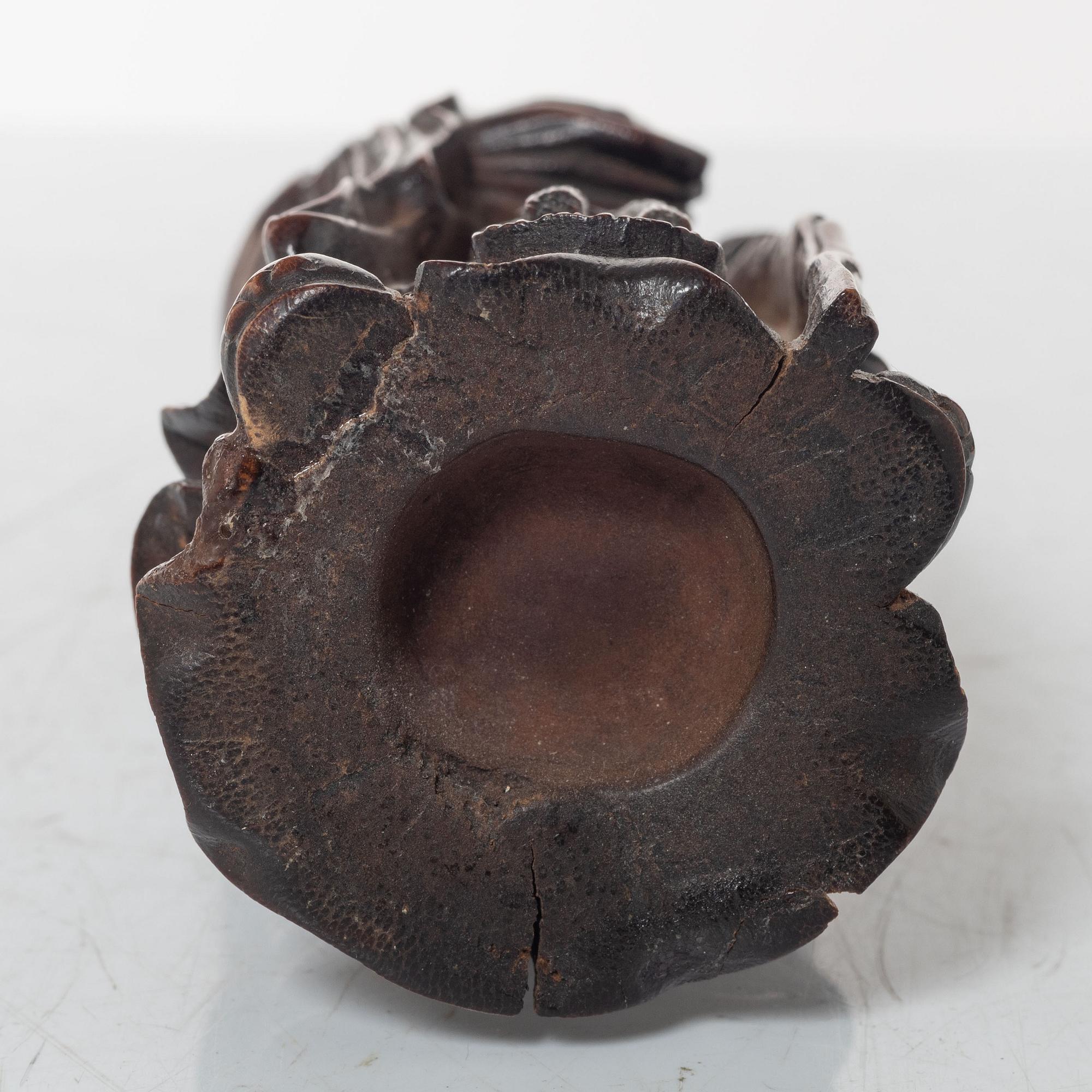 A Chinese Shoulao bamboo figure, Qing dynasty (1644-1912).