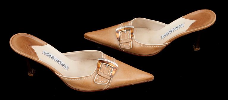 SKOR, 2 par, slip ins, Luciano Padovan.