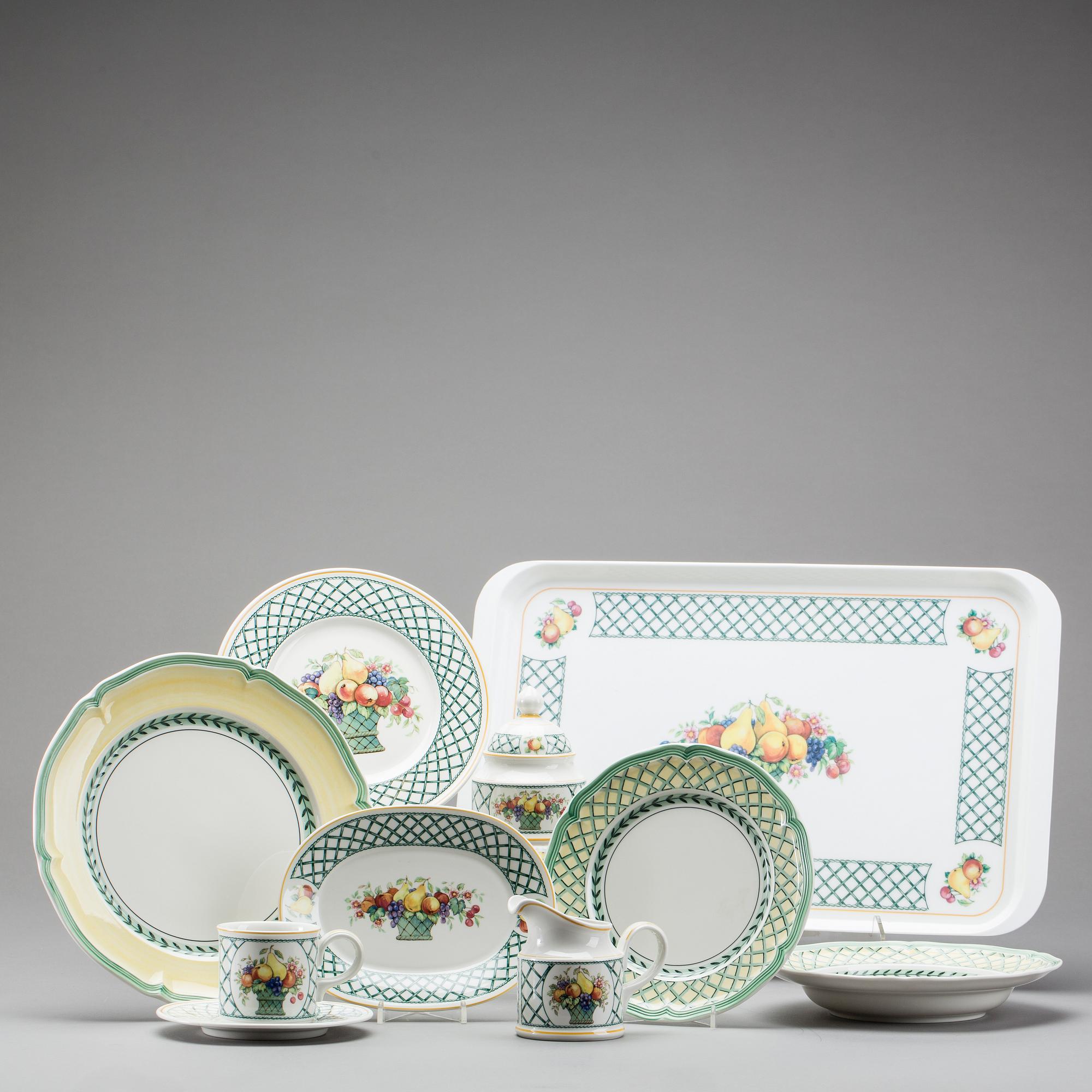 SERVISER, porslin, 24+14 delar, "French Garden Vienne" samt "Basket"Villeroy & Boch.