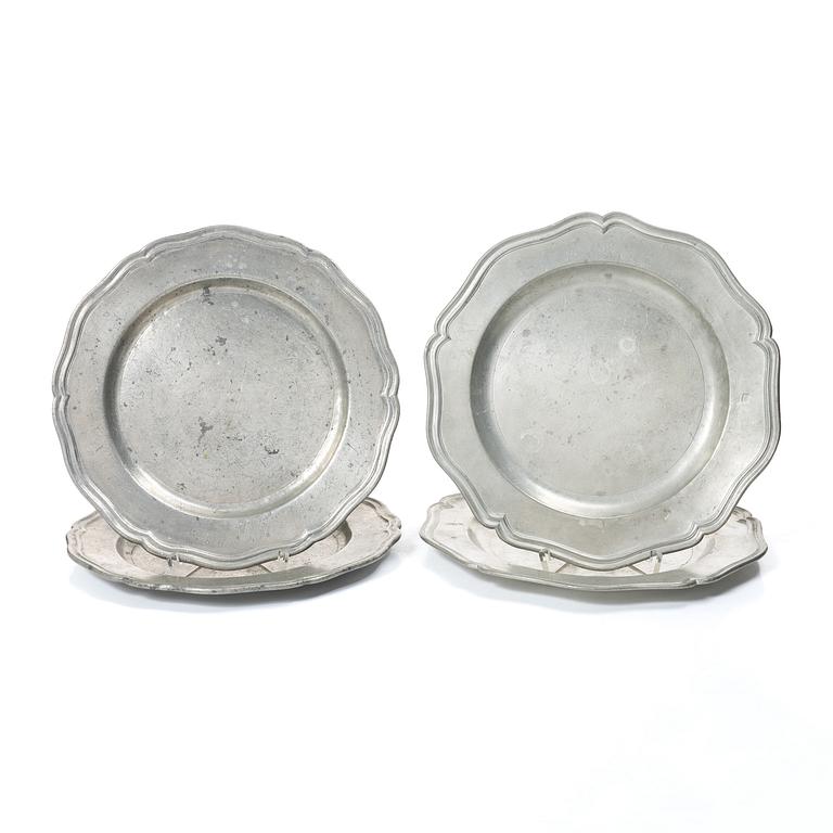A set of four (2+2) peter rococo plates, two by Peter Törngren, Gothenburg 1760.