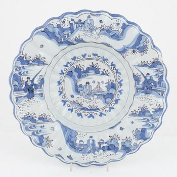 A faiance deep dish, 18th Century.
