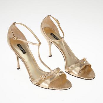 SKOR, T Strap, Dolce & Gabbana.