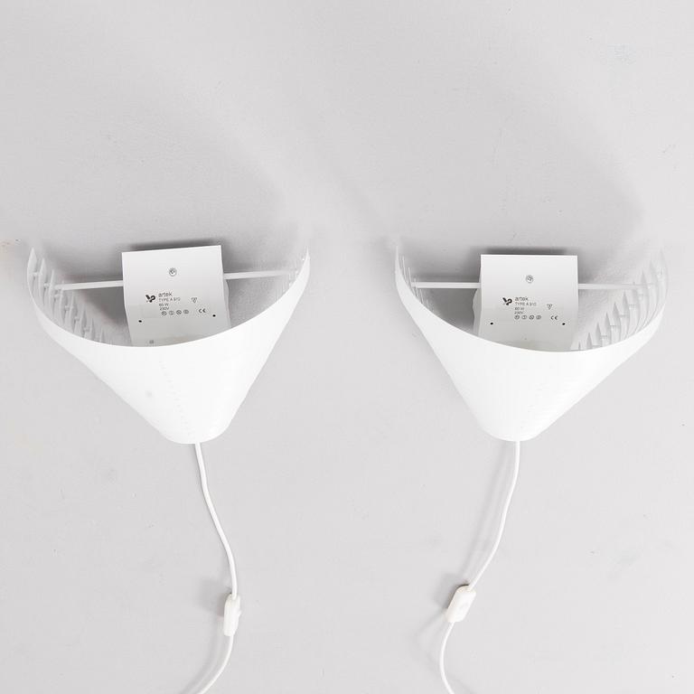ALVAR AALTO, TWO WALL LAMPS, A190. Artek.