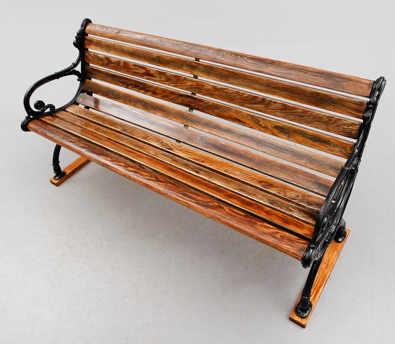 TRÄDGÅRDSSOFFA, Näfveqvarn, 1900-talets första hälft.