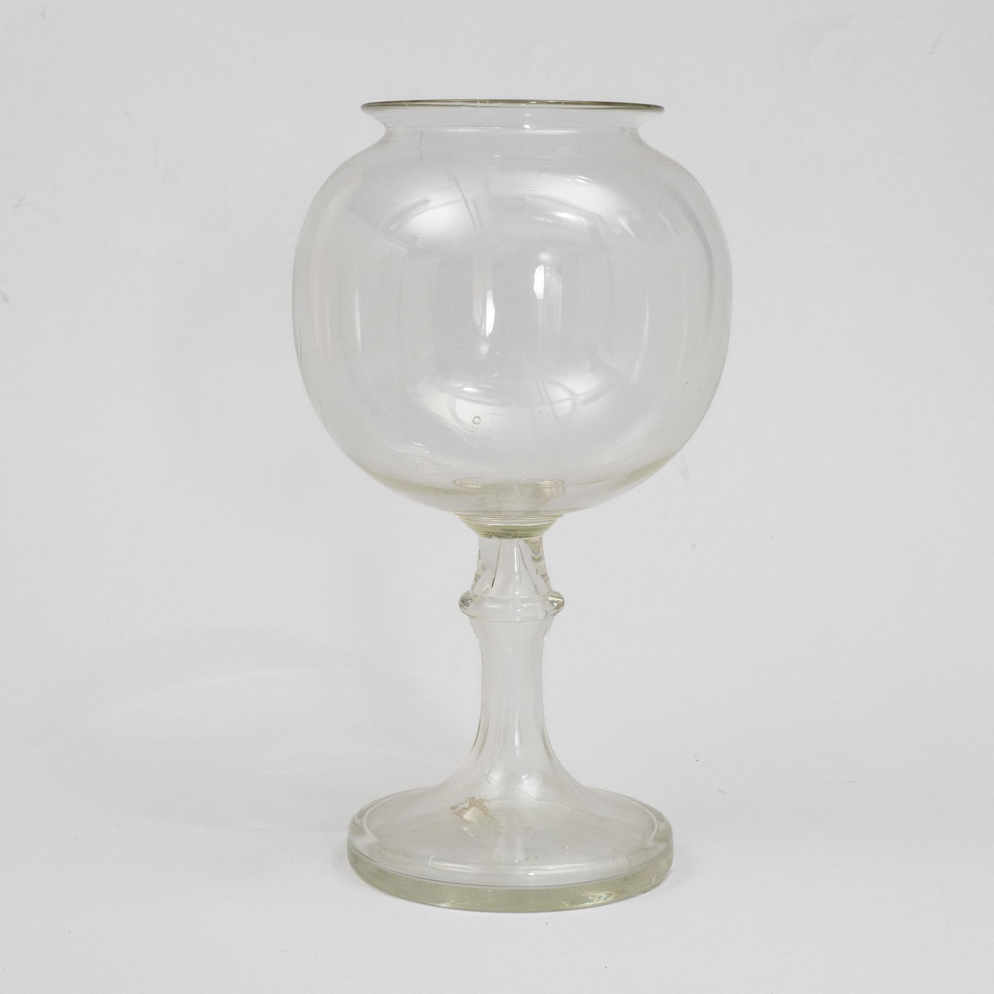 A glass fish-bowl, Sweden, 19th century.