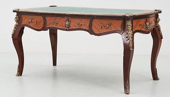 SKRIVBORD, Louis XV-stil, 1900-talets första hälft.