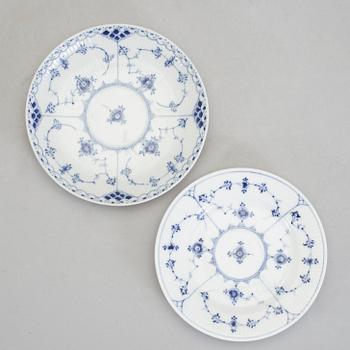 SERVISDELAR, 6 delar, "Musselmalet", Royal Copenhagen, 1900-talets andra hälft.
