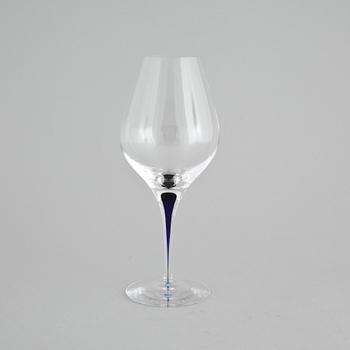 ERIKA LAGERBIELKE, tio cocktailglas samt åtta vinglas, "Intermezzo", Orrefors, 1900-talets slut.