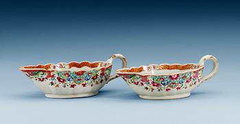 1626. A pair of famille rose sauce boats, Qing dynasty, Qianlong (1736-95).