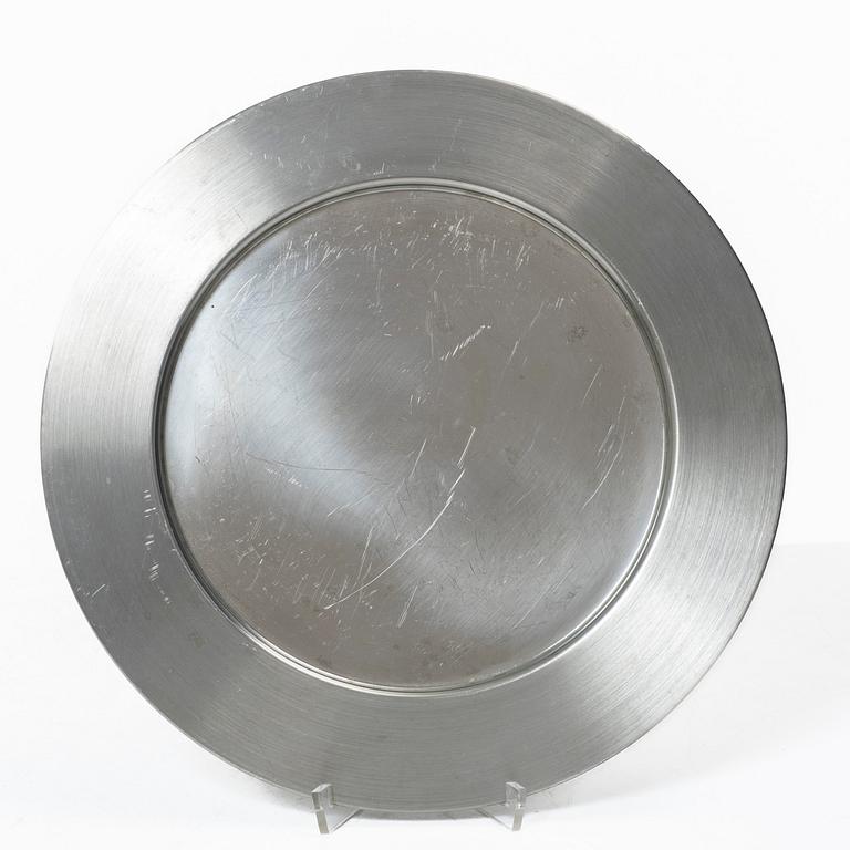 Timo Sarpaneva, kuverttallrikar, 12 st samt praktfat, OPA, Finland 1900-talets senare del.