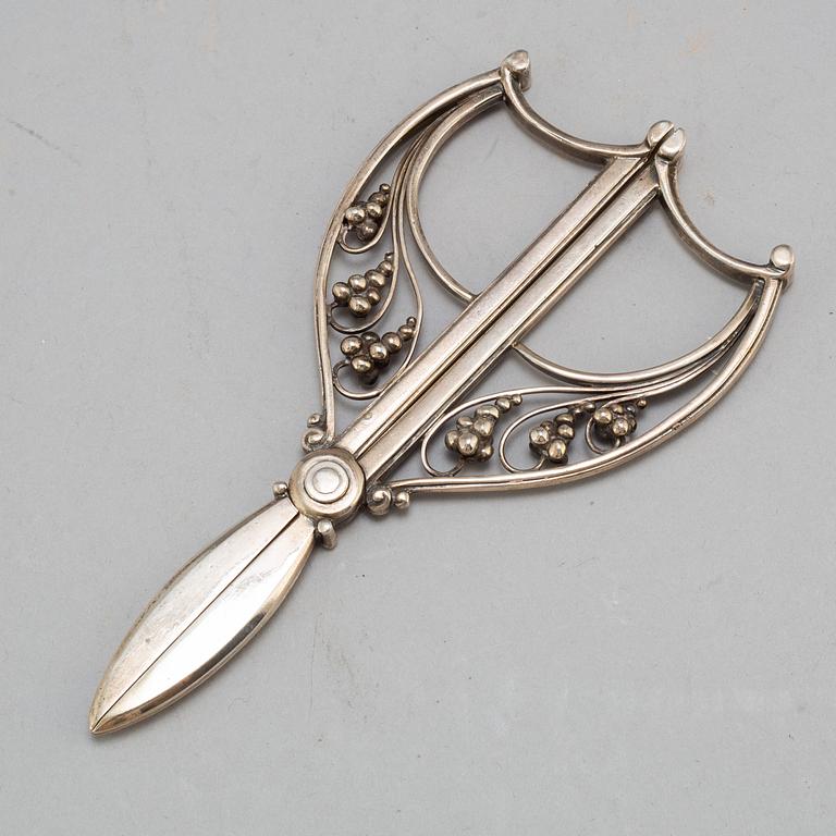 A Swedish 20th century silver pair of grape scissors, mark of Jorgen Jensen, Stockholm 1928.