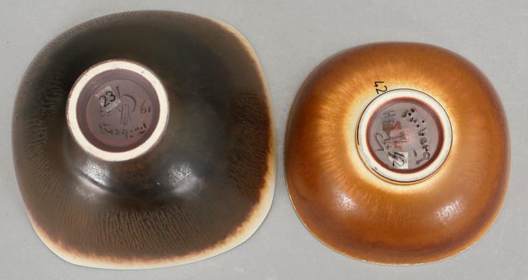 SKÅLAR, 2 st, stengods, Berndt Friberg, Gustavsberg studio 66-77.