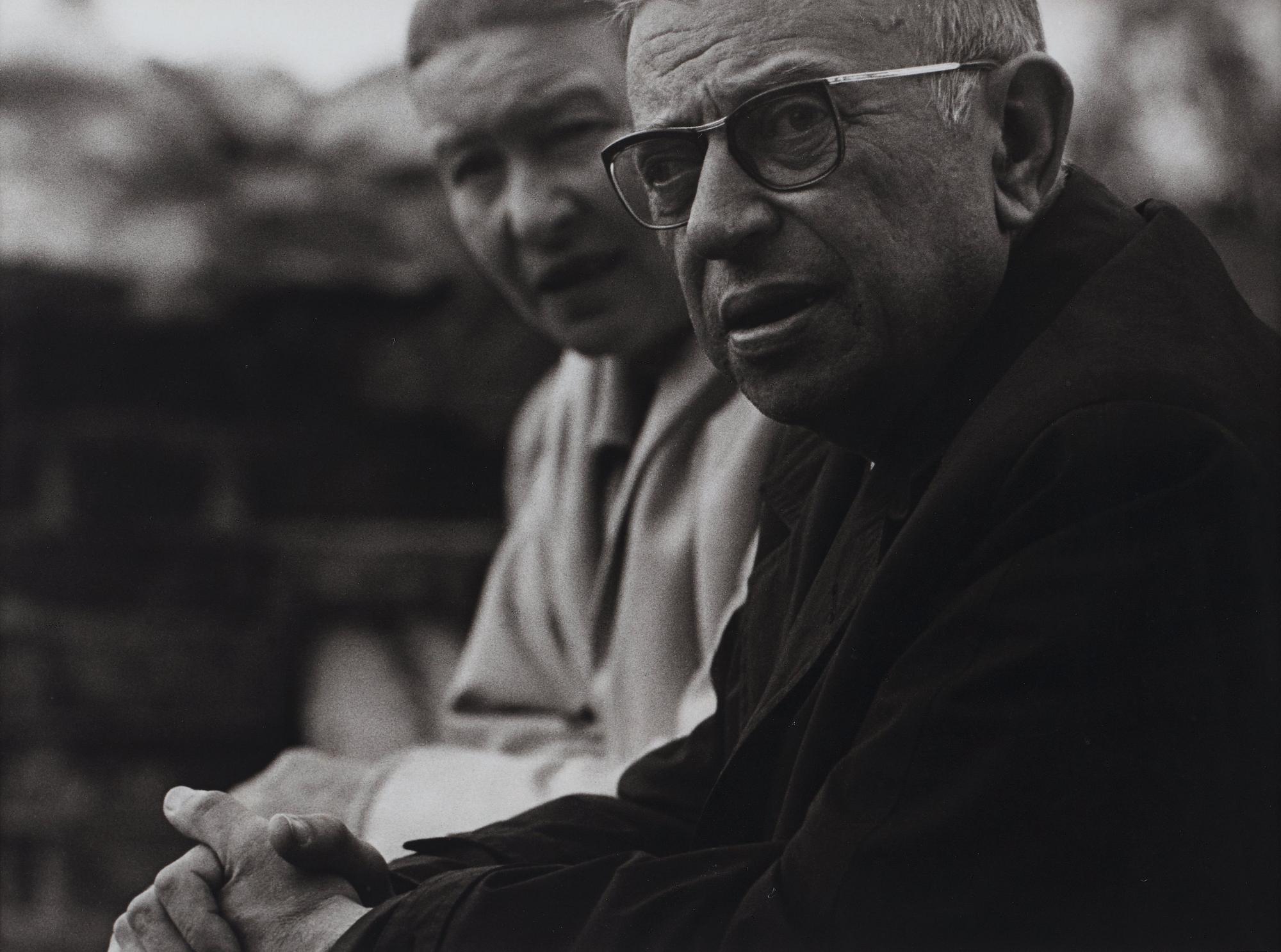 Antanas Sutkus, "J.P Sartre and Simone de Beauvoir in Nida", 1965.