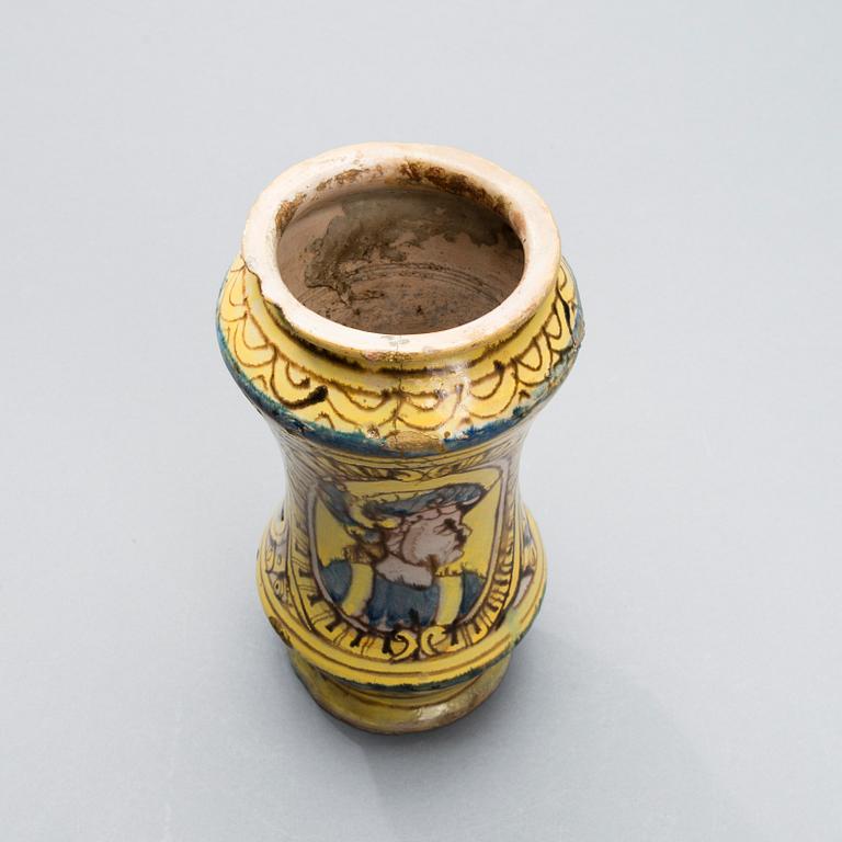 ALBARELLO, majolica, Italy 16th century.