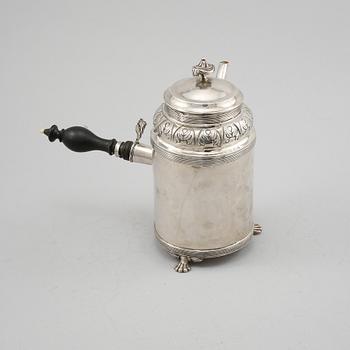 KAFFEKANNA, silver, Olof Hellbom, Stockholm, 1806. Total vikt 866 g.