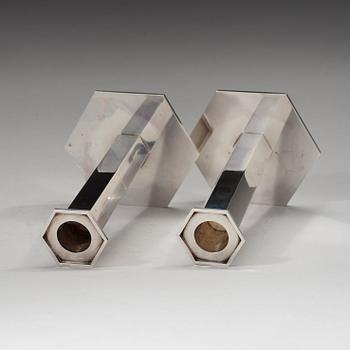 A pair of Wiwen Nilsson sterling candlesticks, Lund 1974.