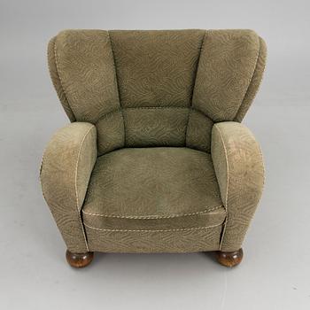 An 'Aulanko-model' armchair designed in 1939.