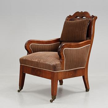 FÅTÖLJ, empirestil, 1800-talets andra hälft.