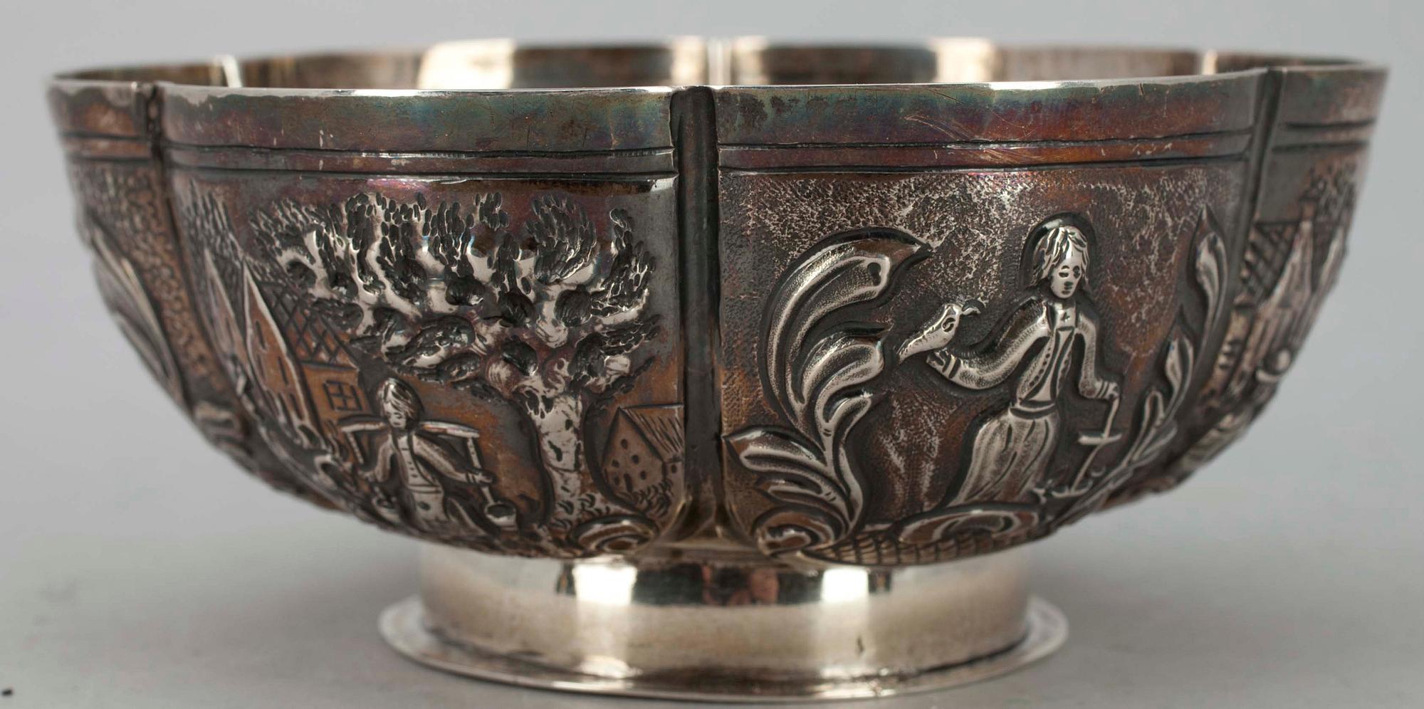 SKÅL, silver, Holland, sekelskiftet 1800/1900.
Vikt ca 125 g.