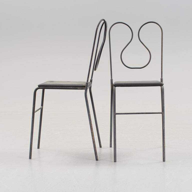 JONAS BOHLIN, stolar, ett par, Jonas Bohlin Design Stockholm, "Liv". Märkta under sitsen.