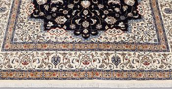 Matta, Nain, part silk, s.k 6LAA, ca 300 x 200 cm.