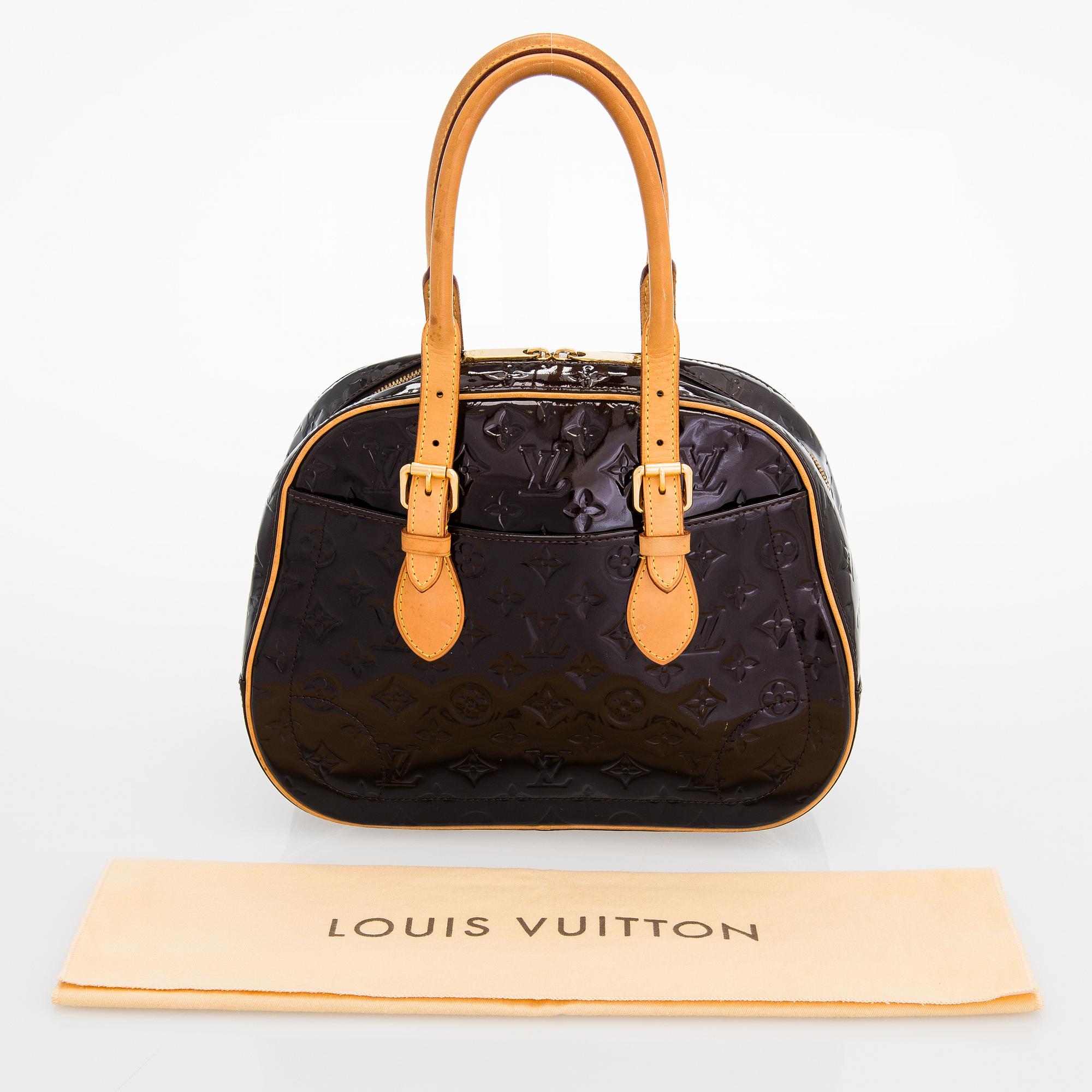 Louis Vuitton, "Summit Drive", väska.