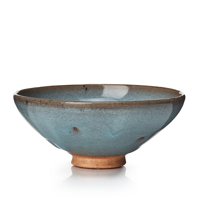 A lavender blue glazed bowl, Junyao, Yuan dynasty.