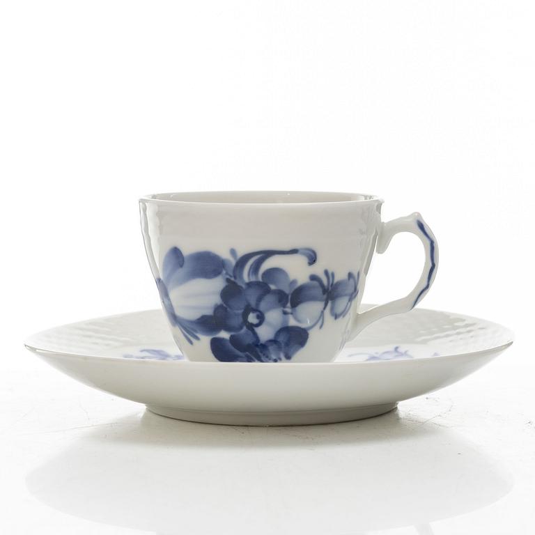 An 85-piece "Blå Blomst' porcelain dinner and cofee service, Royal Copenhagen, Denmark.