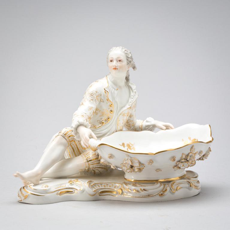 UPPSATSSKÅL, porslin. Meissen. 1900-talets första hälft.