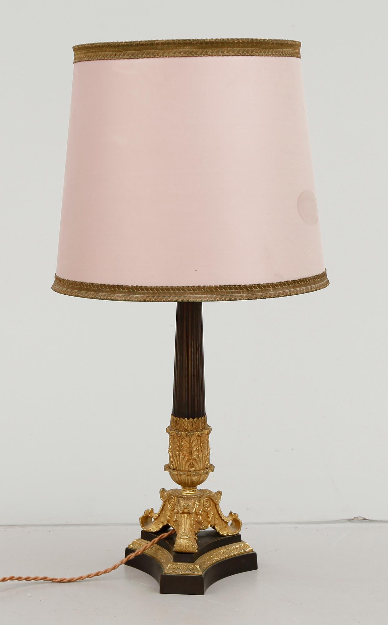 BORDSLAMPA, empirestil, 1900-talets förta hälft.