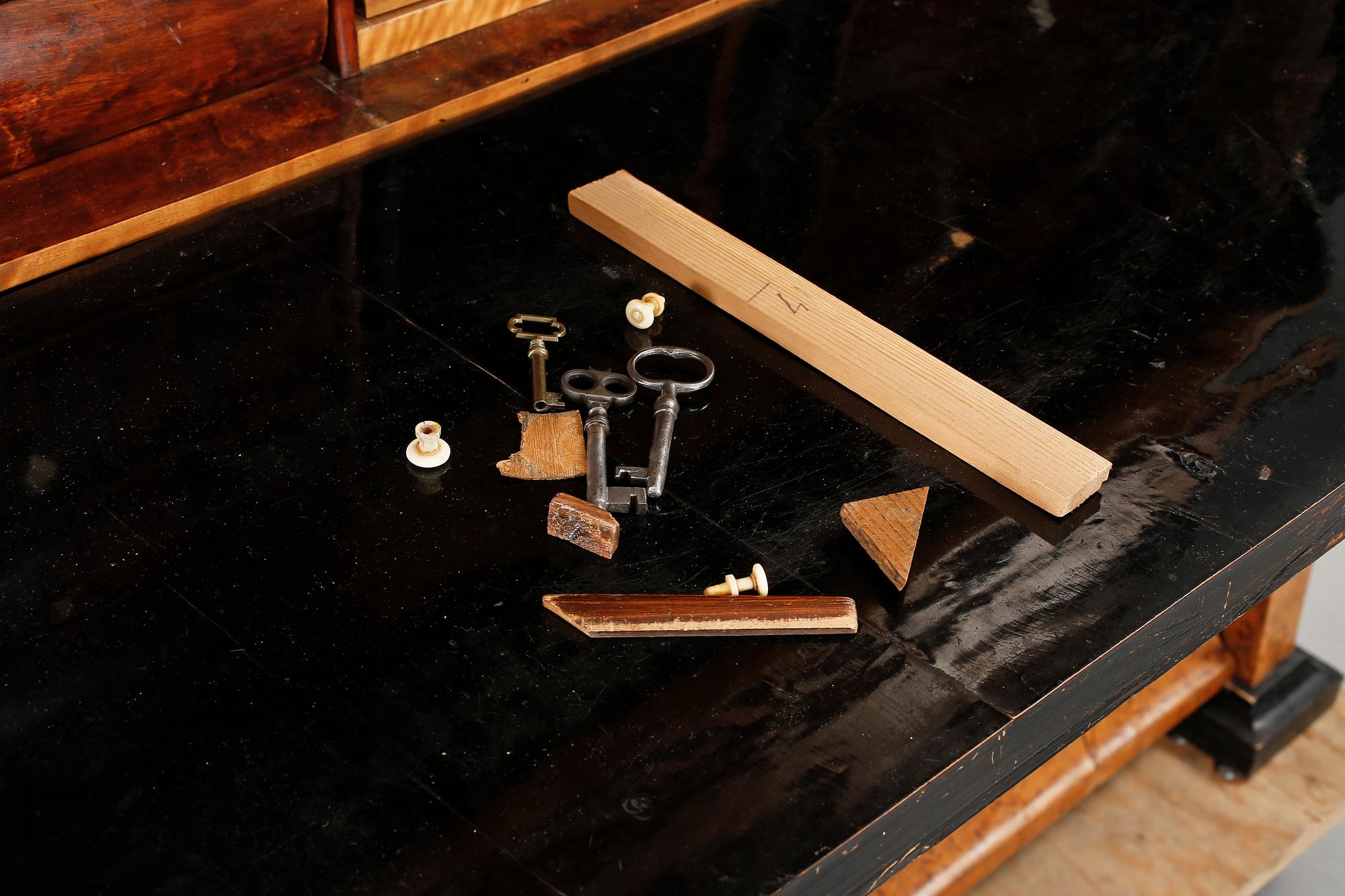 CHIFFONJÉ, 1800-tal.